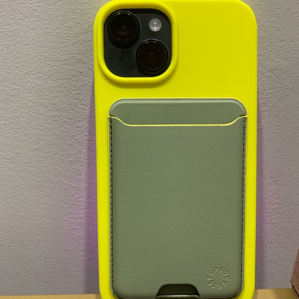 PopSocket magnetic wallet in eucalyptus